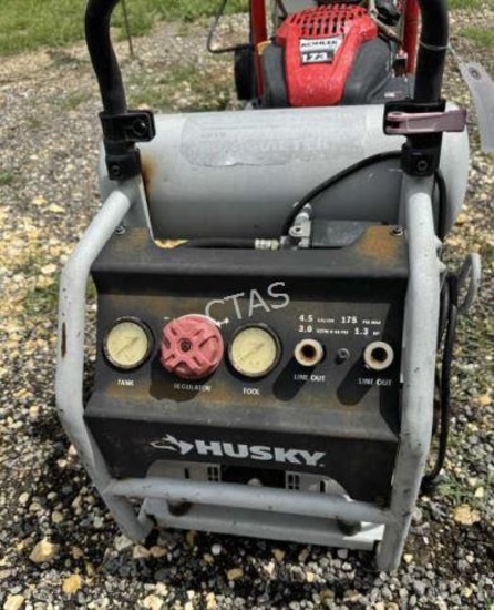 Husky 4.5 Gallon Air Compressor 1.3HP