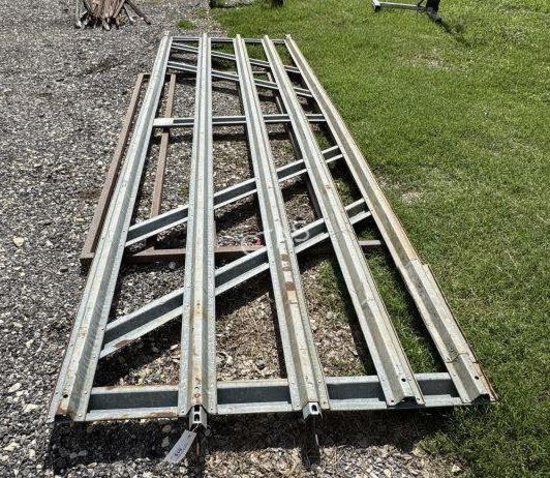 Panel Gate