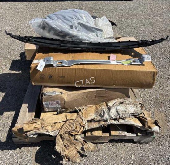2018-2021 Ford Explorer Front End Parts on Pallet