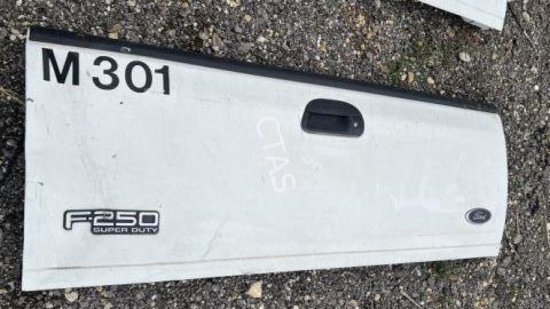 Ford F-250 Super Duty Tailgate