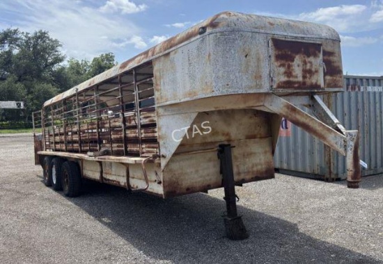 28' Stock Trailer Triple Axle Trailer