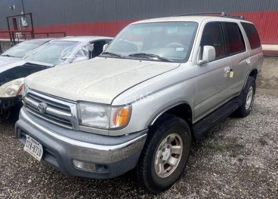 1999 Toyota 4-Runner SR5