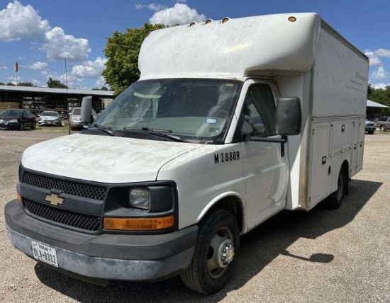 2007 Chevrolet Express 3500 Box Truck