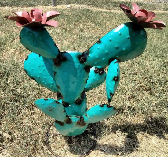 Metal Art - Medium Blue Cactus w/Coral Flowers
