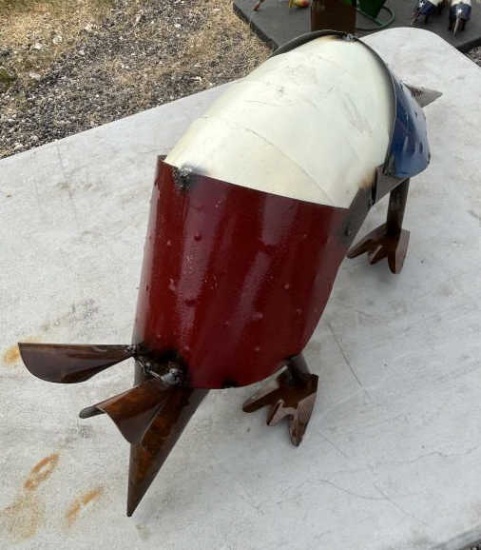 Metal Art - Large Texas Armadillo