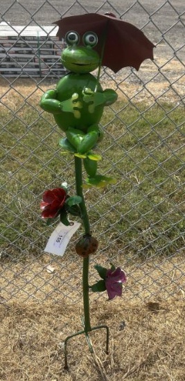 Metal Art - Frog w/Umbrella, Flower & Lady Bug