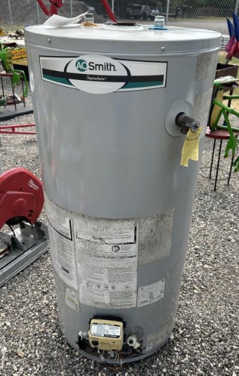AOSmith Signature 40 Gallon Water Heater - USED