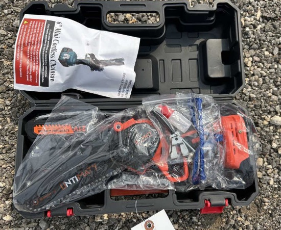 Untimaty Brushless Mini Chainsaw w/Battery &
