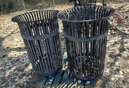 Heavy Duty Trash Can Holders