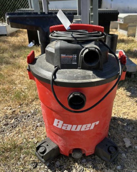 Bauer 14 Gal Wet/ Dry Shop Vac