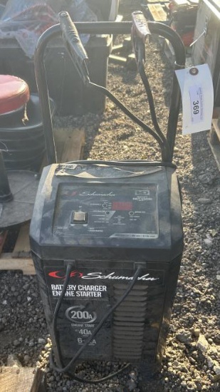 Schumacher Battery Charger 200 A Engine Start