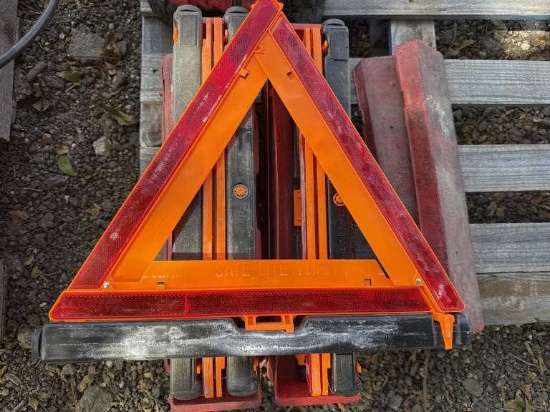 (4) State Lite Warning Triangle Flare Kits
