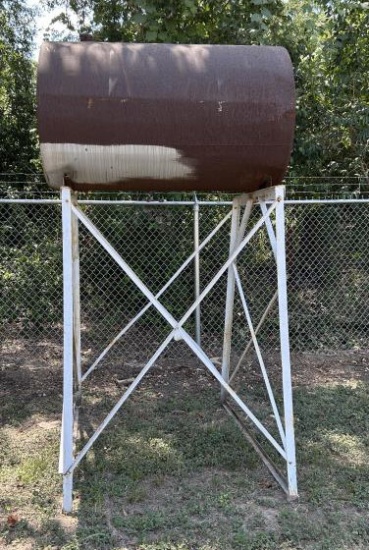 500 Gallon Gavity Diesel Tank on Stand