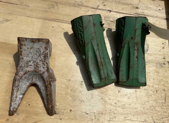 (3) Skid Steer Bucket Teeth