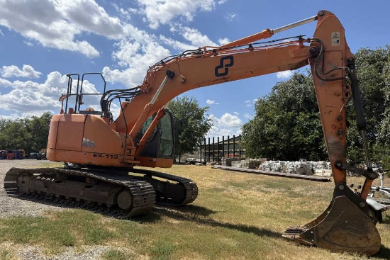 Doosan DX235LCR Hydraulic Excavator w/ 4' Bucket