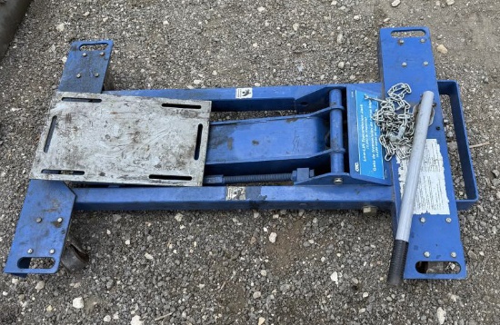 OTC Low-Lift Transmission Jack - 2,200lb Capacity