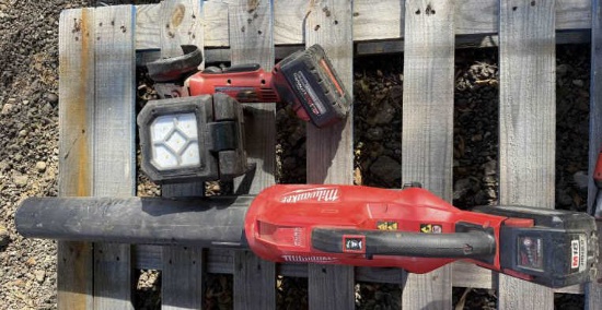 Milwaukee Blower & 4-1/2" Cut Off/ Grinder &
