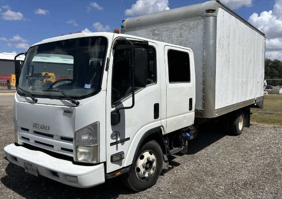 2013 Isuzu NPR HD