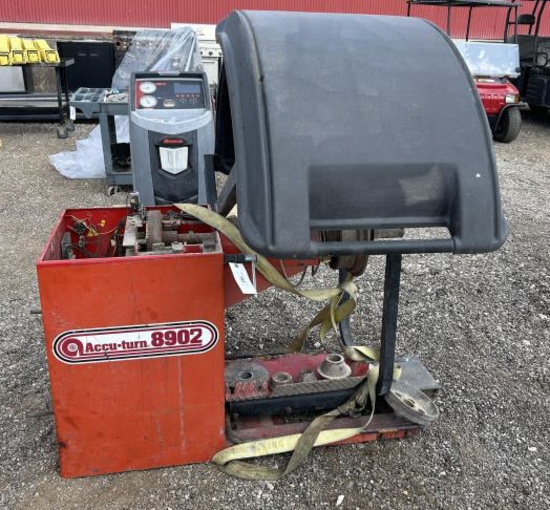Accu-Turn 8902 Tire Changing Machine