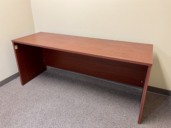 B- Laminate Wooden Grain Finish Desk