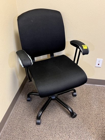 B- Adjustable Five Point Caster Office Chair; Some Wear on Armrest