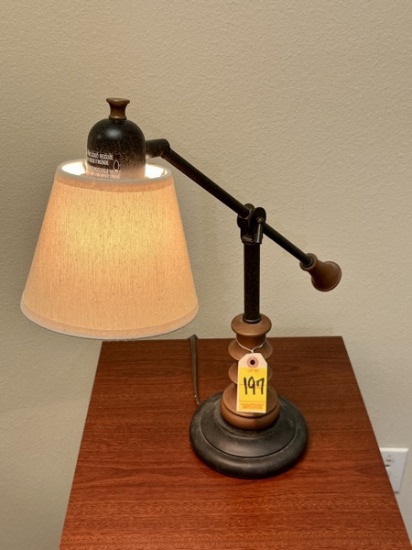 B- Metal Base Desk Lamp With Shade