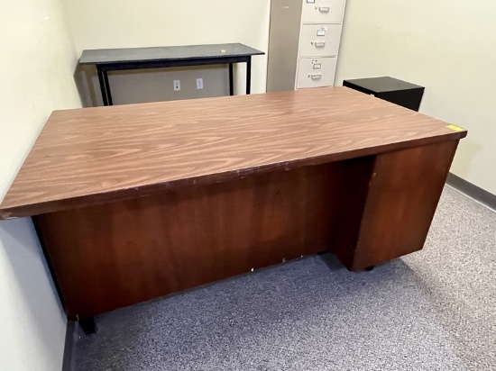 B- Wooden Office Desk With Laminate Top