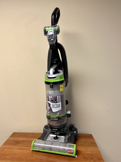 Bissell Vacuum Cleaner; Model 2739