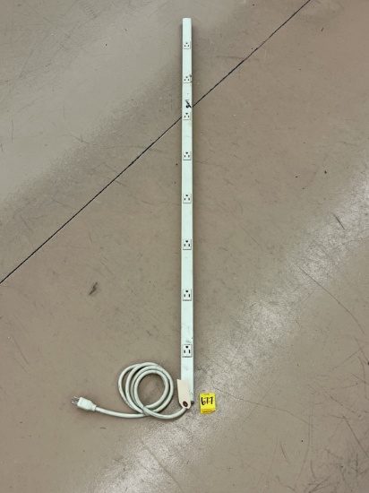 8 Plug Power strip