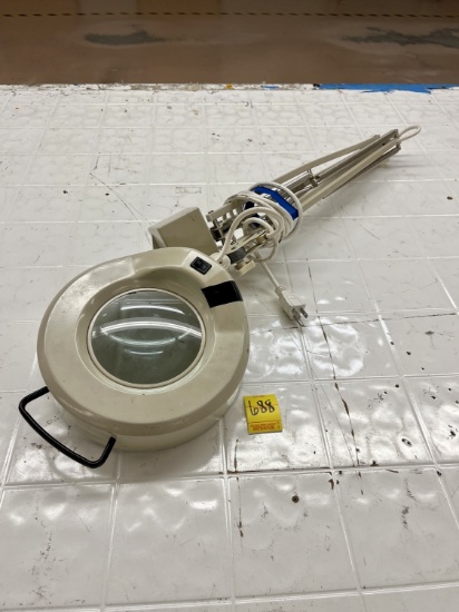Lighted Magnifier; No Base
