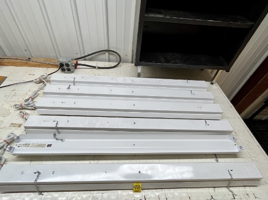 4' Fluorescent Lights; Model MLX-101