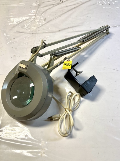 Luxo Lighted Magnifier
