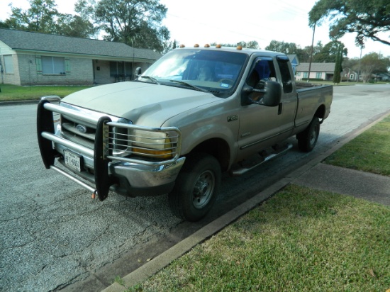 1999 Ford F250 4x4 Powerstroke 7.3L Diesel Pick-Up, 315K Miles, Located in Sealy, Texas 77474