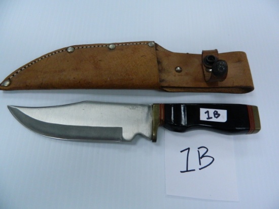 10.375" Fixed Blade Knife with leather sheath, Stainless Steel made in Taiwan. Bryan, Texas Estate