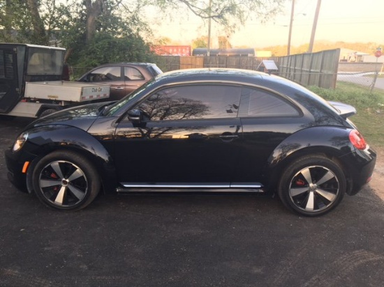 2012 VW Beetle Turbo, Automatic Transmission, 110,053 miles, Located in Sealy, Texas