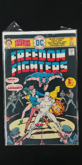 Freedom Fighters #1 | VOL I | DC Comics | APR '76