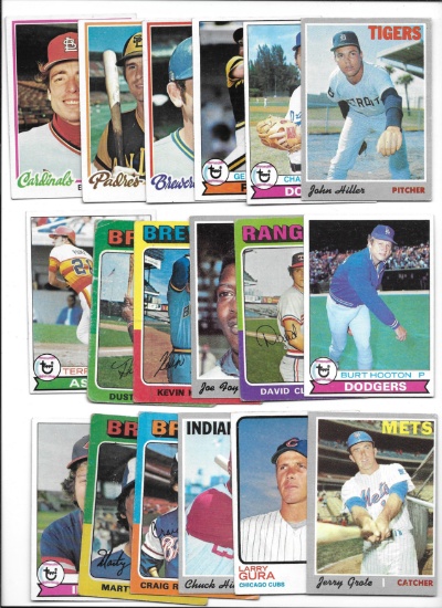 Nice lot of (25) 1970's Baseball Cards