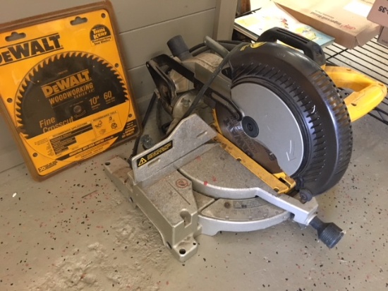 Used Dewalt DW703, DeWalt DW703 10" Compound Miter Saw Tested Does Work. $62 Shpping due to weight