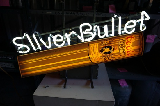 Silver Bullet Working Neon Sign, Older Model, Dirty from storage, NO SHIPPING! PICK-UP ONLY!