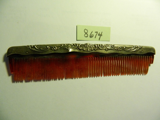 Gorham Victorian Comb, Aproximatley 2 ounces with the plastic insert