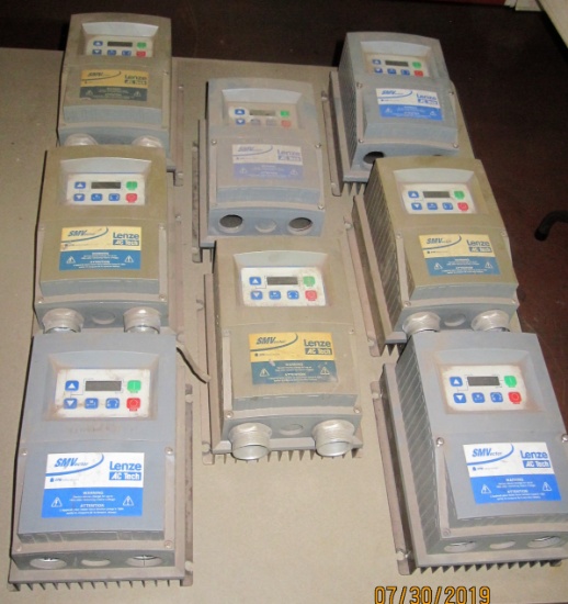 Lenze Tech Frequency Invertor Lot (8)