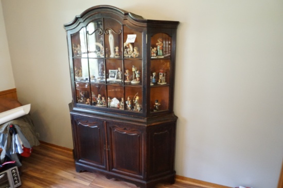 Amazing French County China Cabinet, 2 piece (easy haul), 79"x60""x13", NO SHIPPING P/U in Sealy, TX