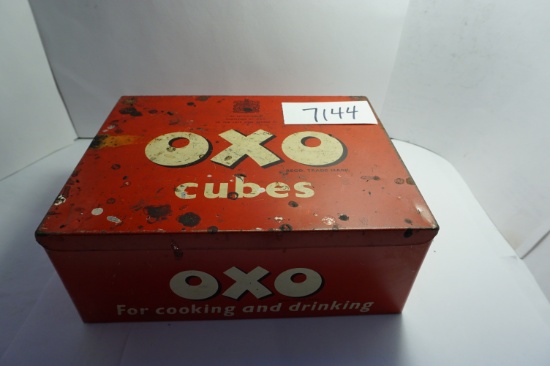 5" x6.625" x 2.5" OXO Cubes tin, old, for cooking and drinking, needs cleaning, barn find.