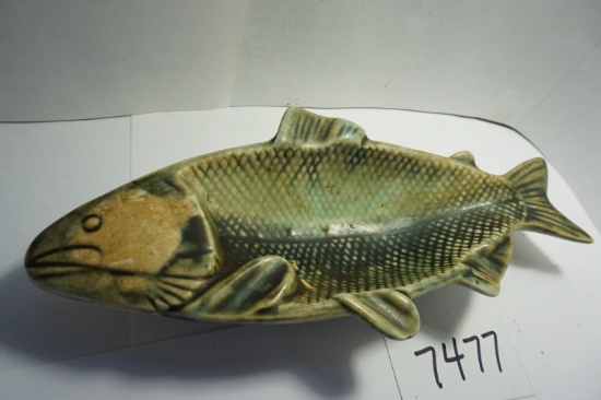 8.5" Vintage Fish Shaped Ash Tray, Unmarked. Estate Find