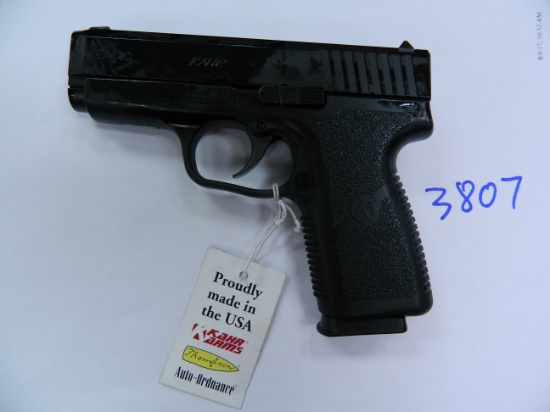 KAHR ARMS CW40 Pistol, .40SW, Black Polymer, 3.6"BRL, 6 Shot, NEW IN BOX