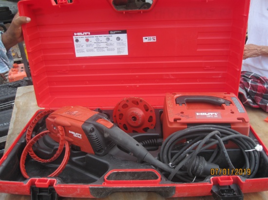 Hilti DG150 Diamond Grinder