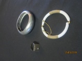 Bracelets/Ring