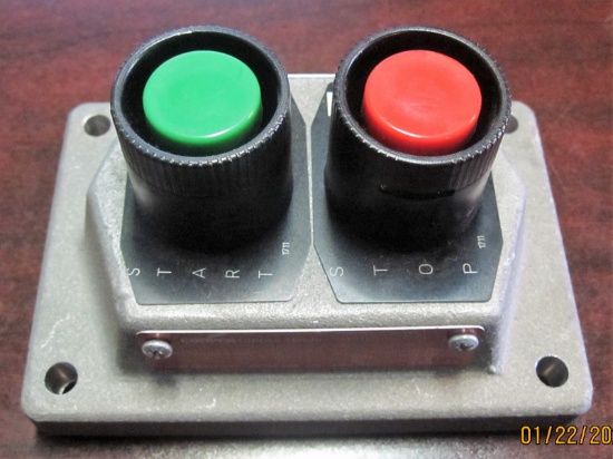 Cooper Crouse Hinds Control Assembly Cover