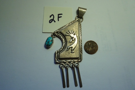 Estate Find believed to be made by Navajo Artist Evelyne James, marked Sterling, pendant. 1.5"x2.5"