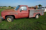 1983 Exxon Service Truck with Lift, Reading Box, Title on Premise, Photo Shown, Was Running When